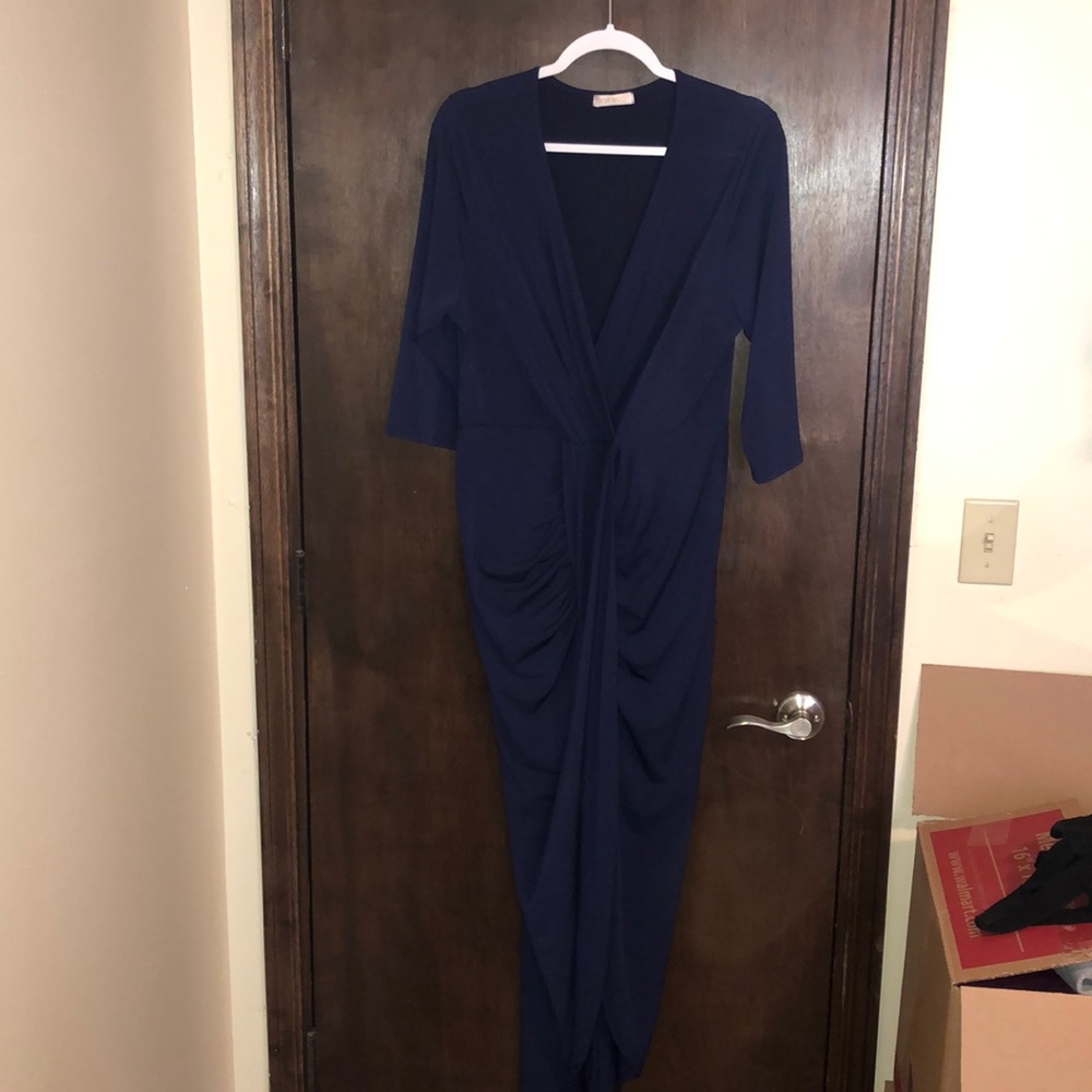 Navy HighLow Maxi Dress - Picture 2 of 3